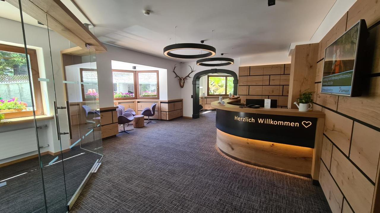 Cresta Hotel