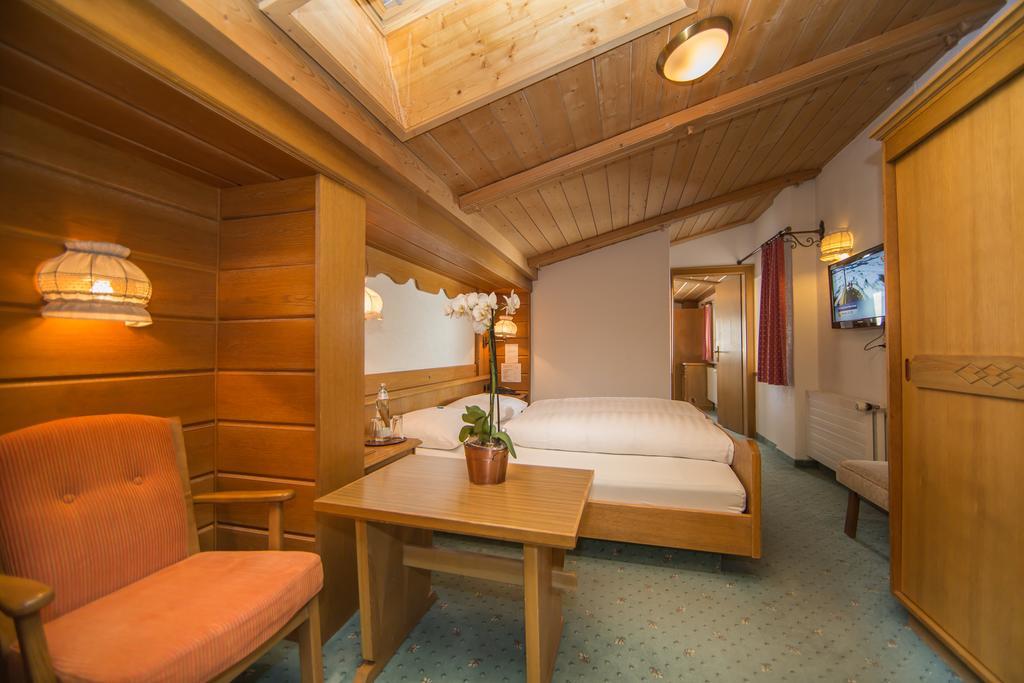 Hotel Cresta